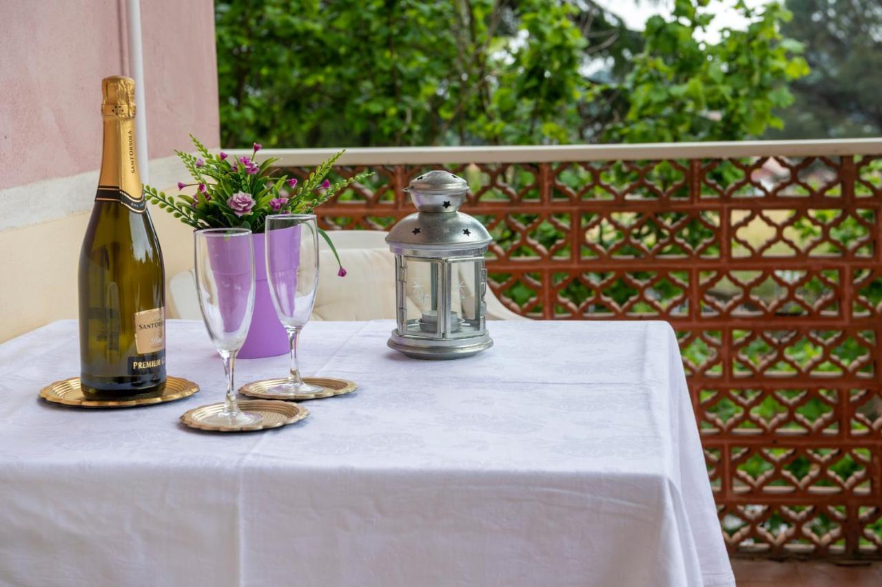 Casa Vacanze Gioia Трекастани Екстериор снимка
