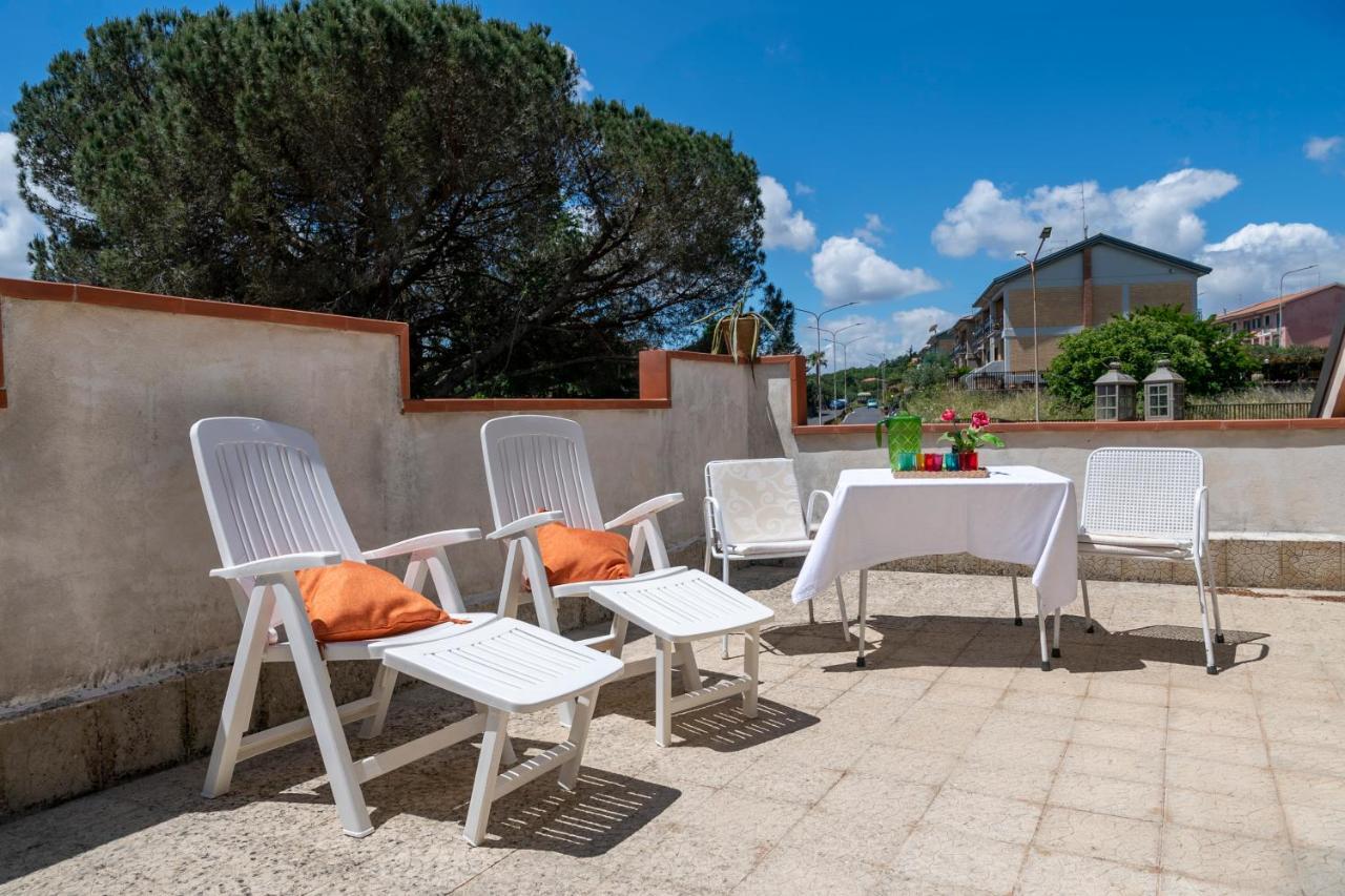 Casa Vacanze Gioia Трекастани Екстериор снимка