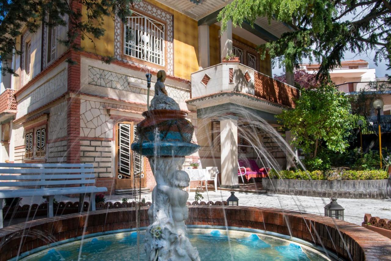 Casa Vacanze Gioia Трекастани Екстериор снимка